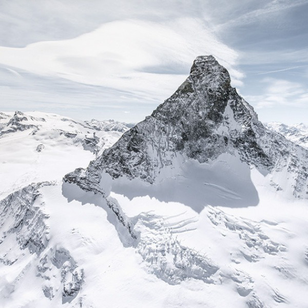 The Matterhorn, full screen