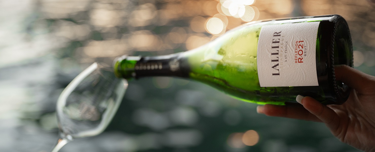 «Bubbles on the Lake» par Lallier Champagne