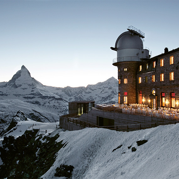 DINING WITH THE STARS