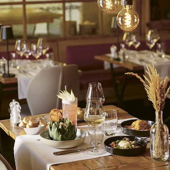 To L’Écurie we go!