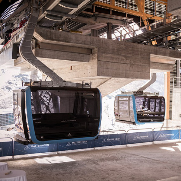 The world’s highest 3S cableway is officially inaugurated